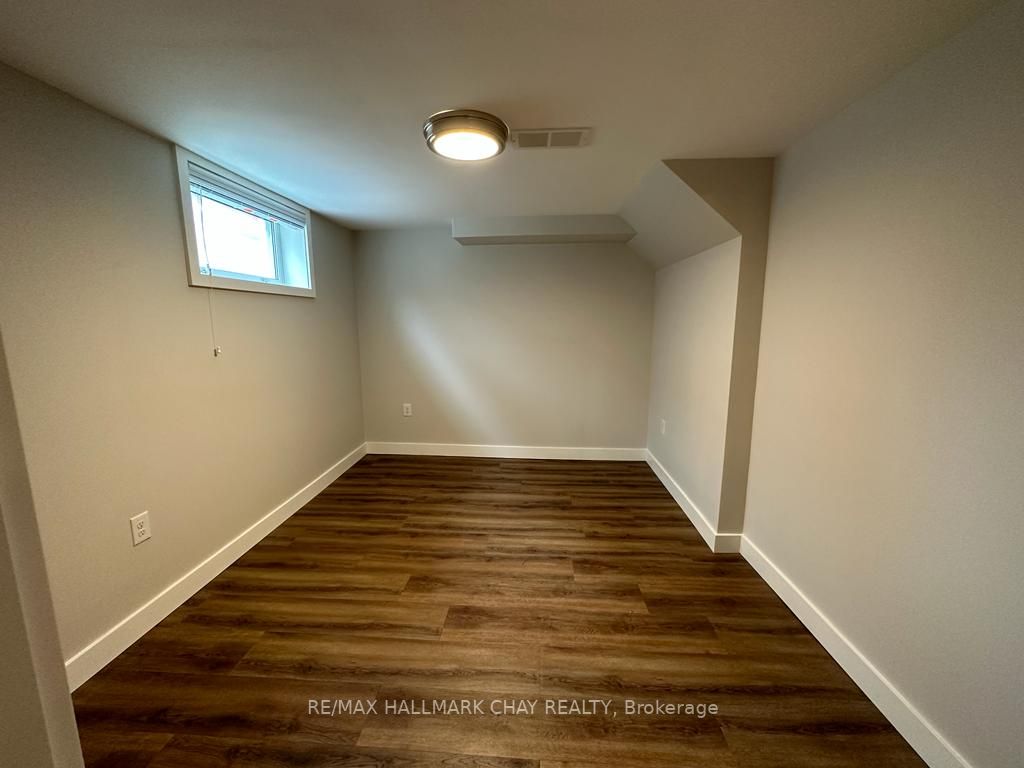 68 Cook St Property Photo 10