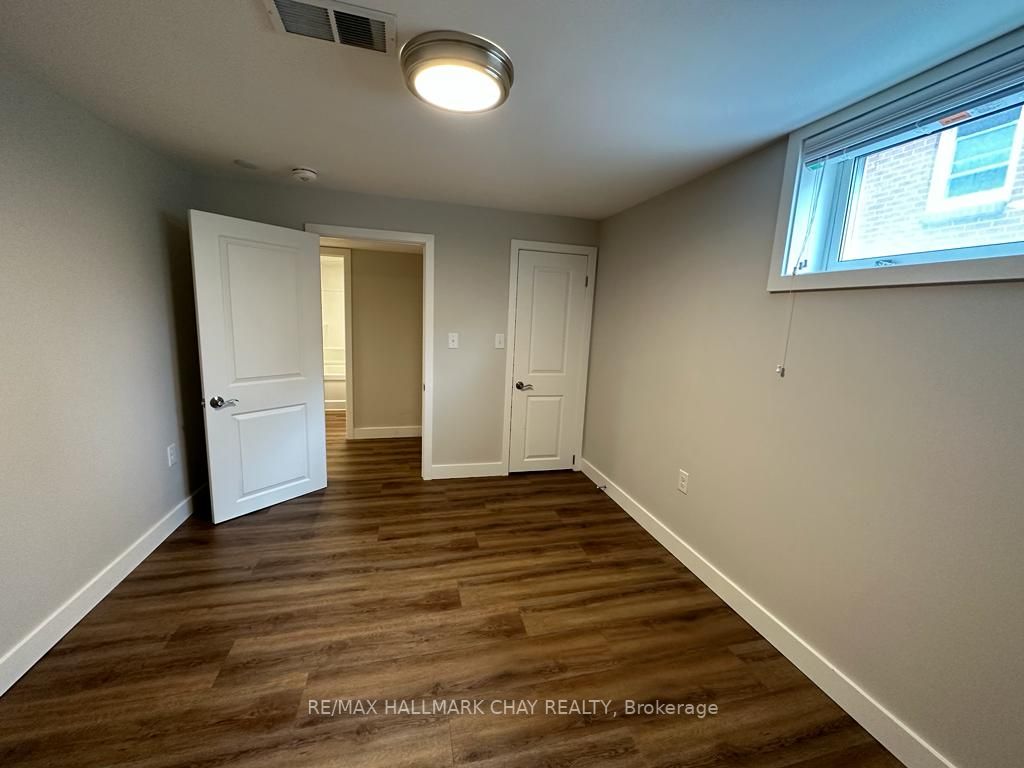 68 Cook St Property Photo 12