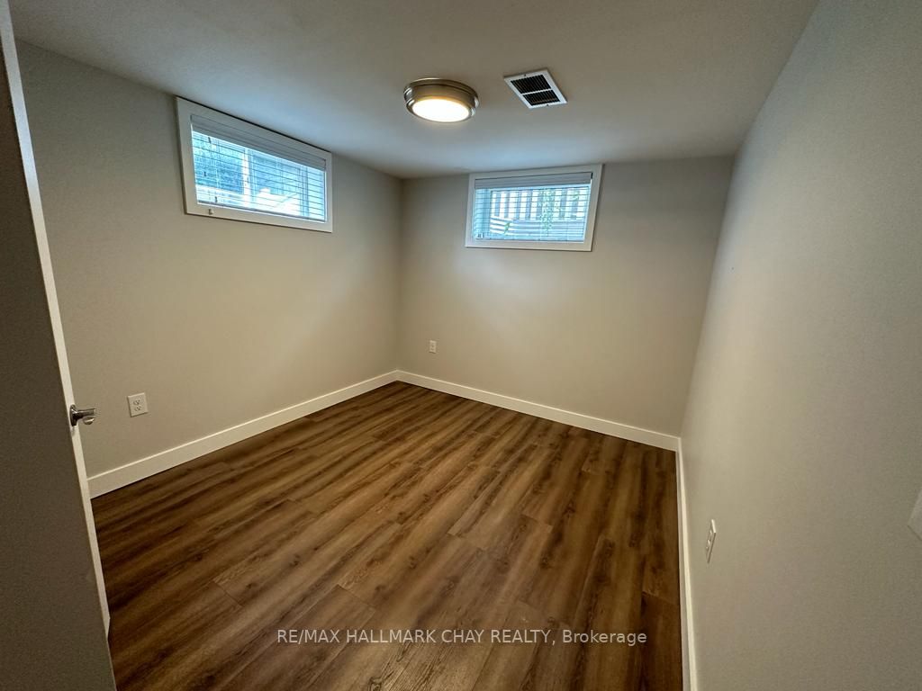 68 Cook St Property Photo 13