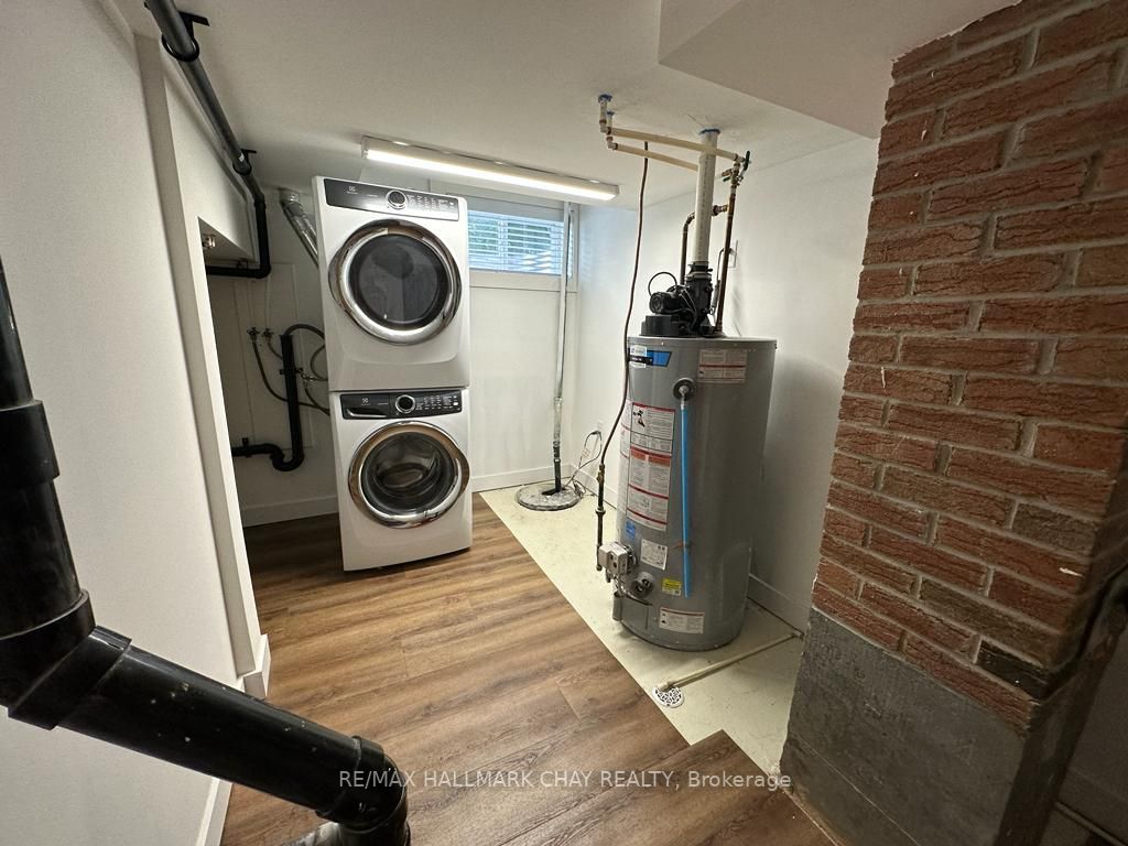68 Cook St Property Photo 15