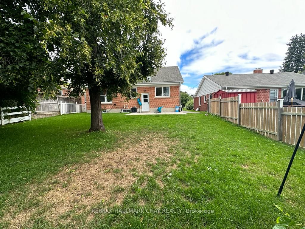 68 Cook St Property Photo 19