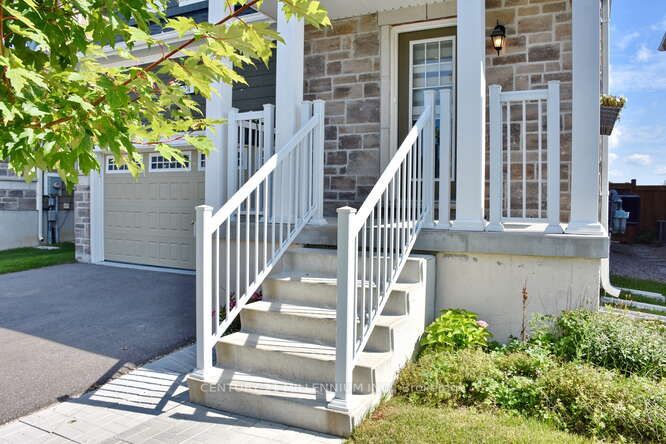 24 Sandhill Crane Dr Property Photo 4