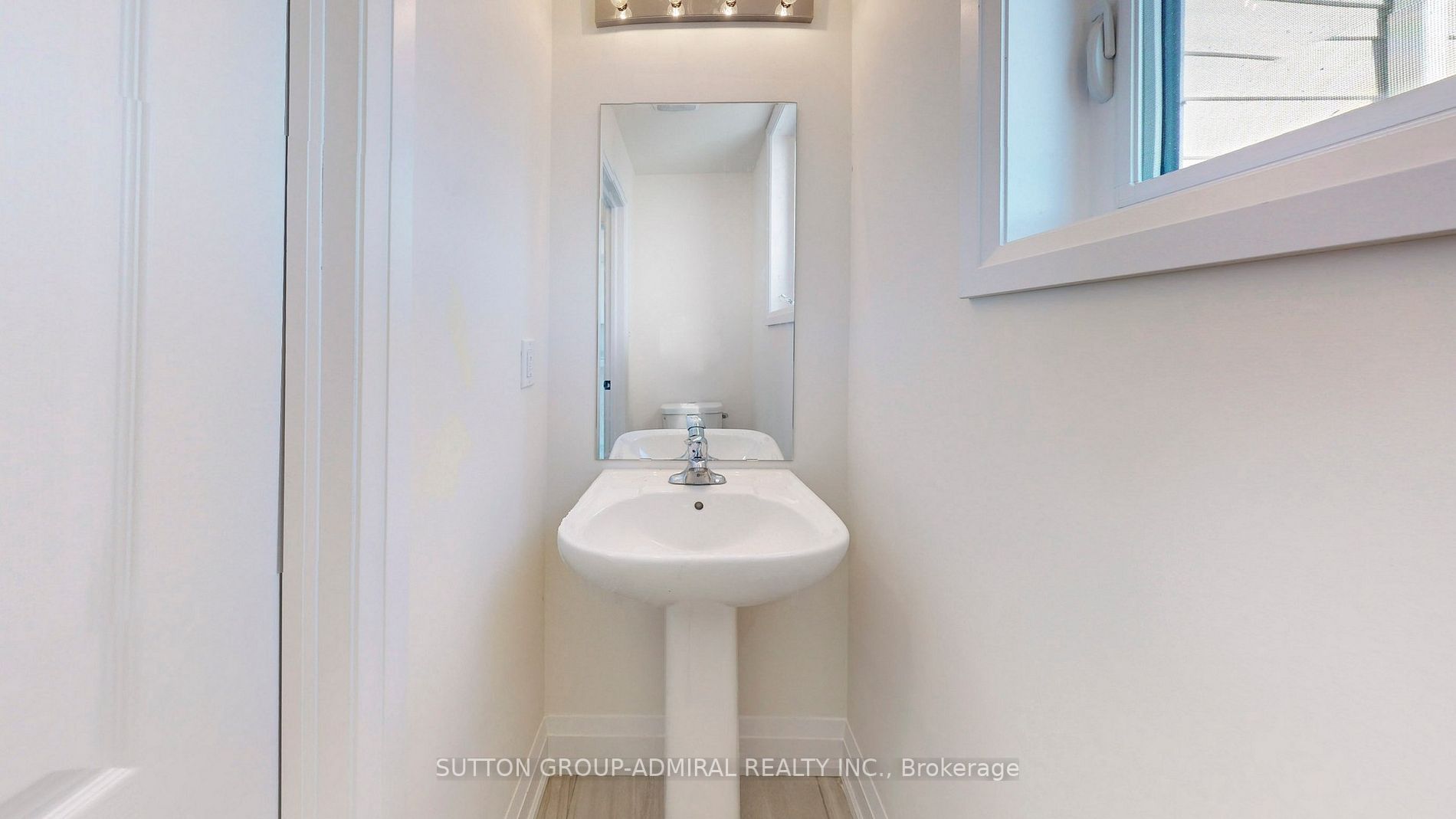 90 Sandhill Crane Dr Property Photo 12