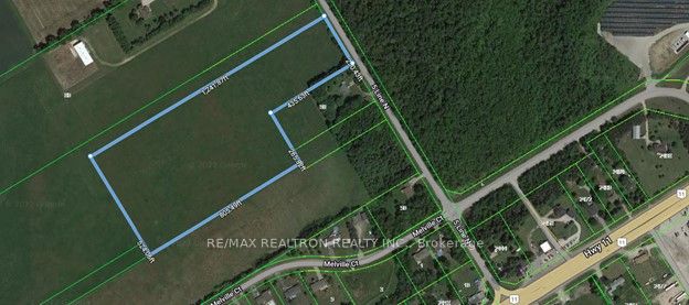 LT 20 5th Line Property Photo 1
