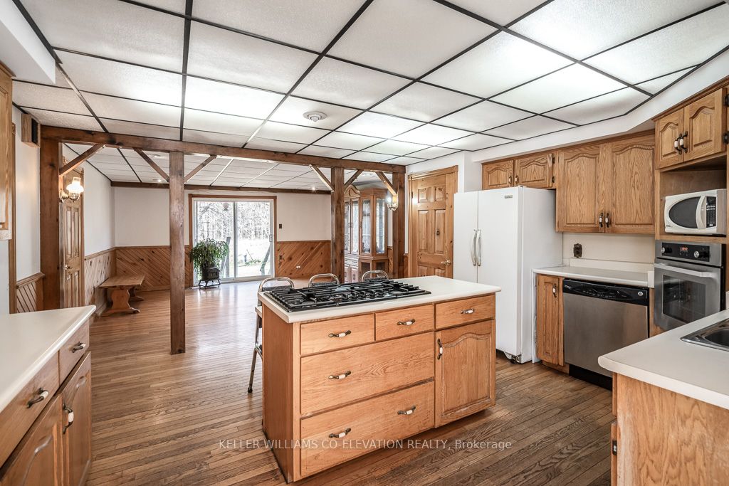 4315 Crossland Rd Property Photo 13
