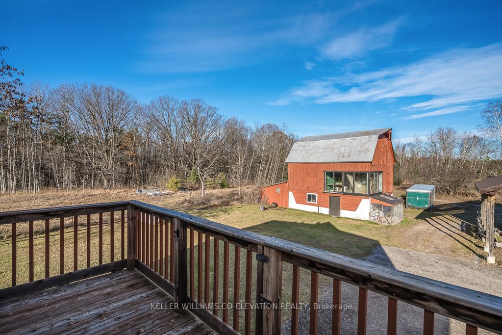 4315 Crossland Rd Property Photo 19