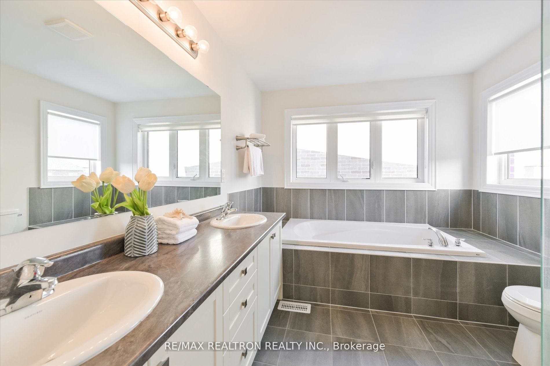 65 Mcisaac Dr Property Photo 25