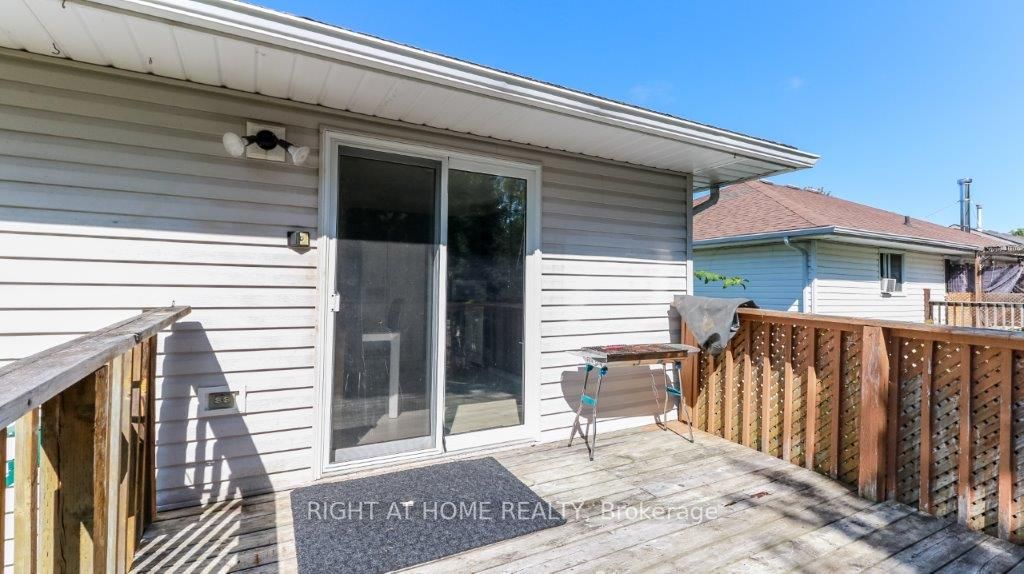 129 Osborne St Property Photo 7