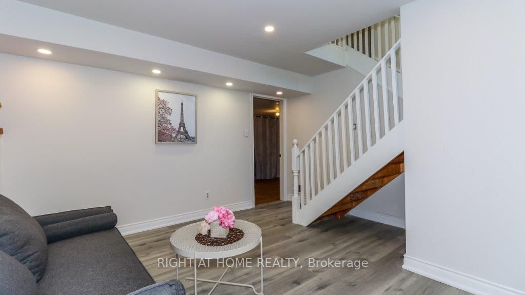 129 Osborne St Property Photo 26