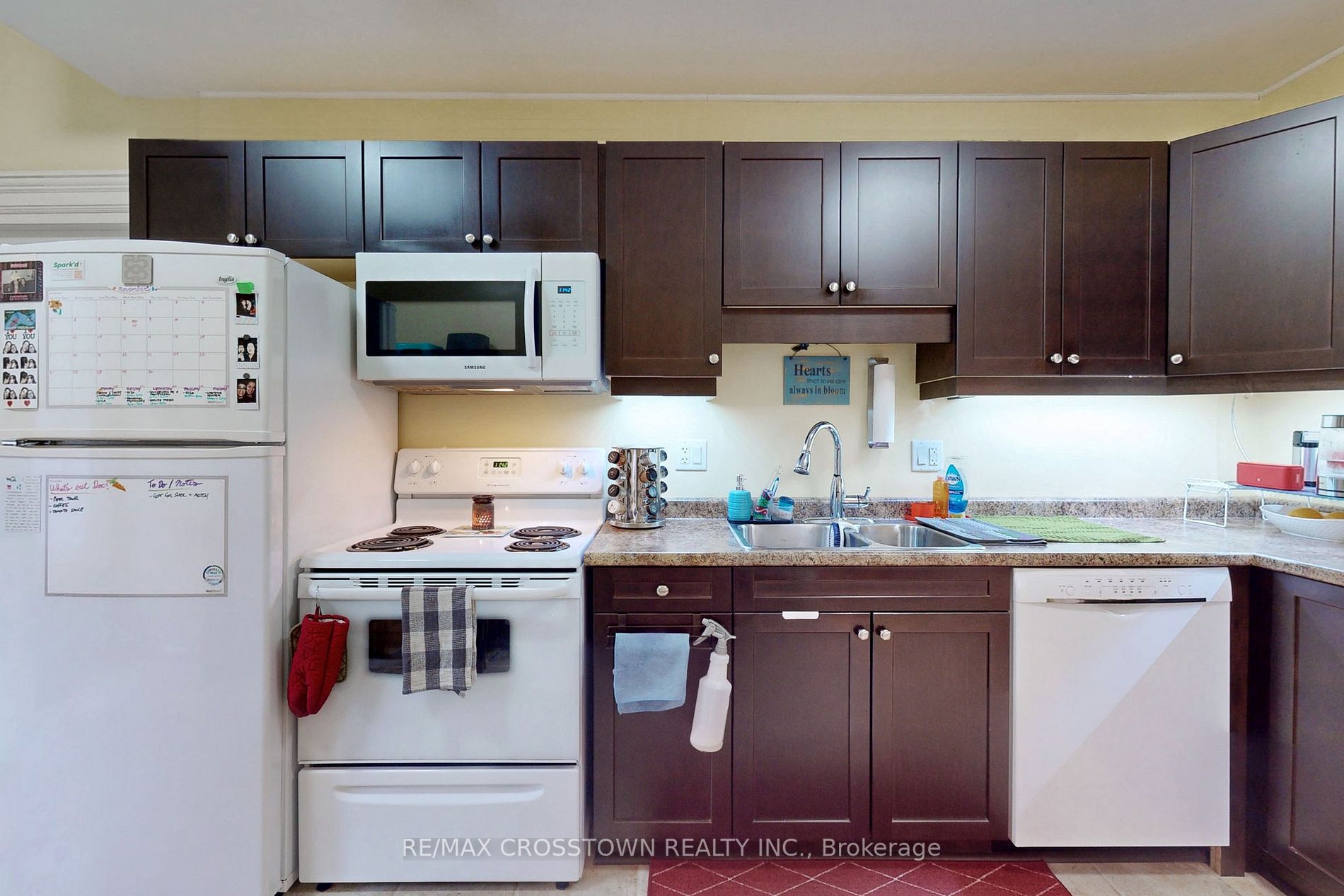 66 Parkside Dr Property Photo 6