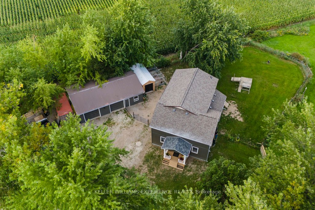 11791 10 County Rd Property Photo 3