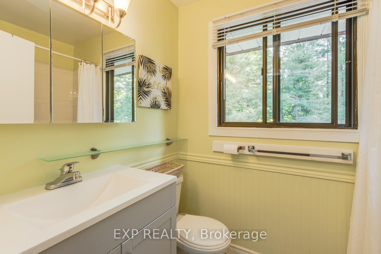 32 Forest Rd Property Photo 26