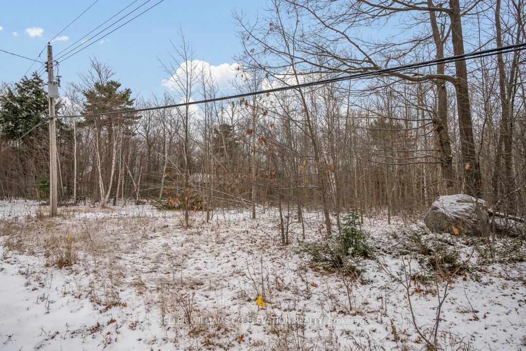 Part 3 Tiny Beaches Rd N Property Photo 3