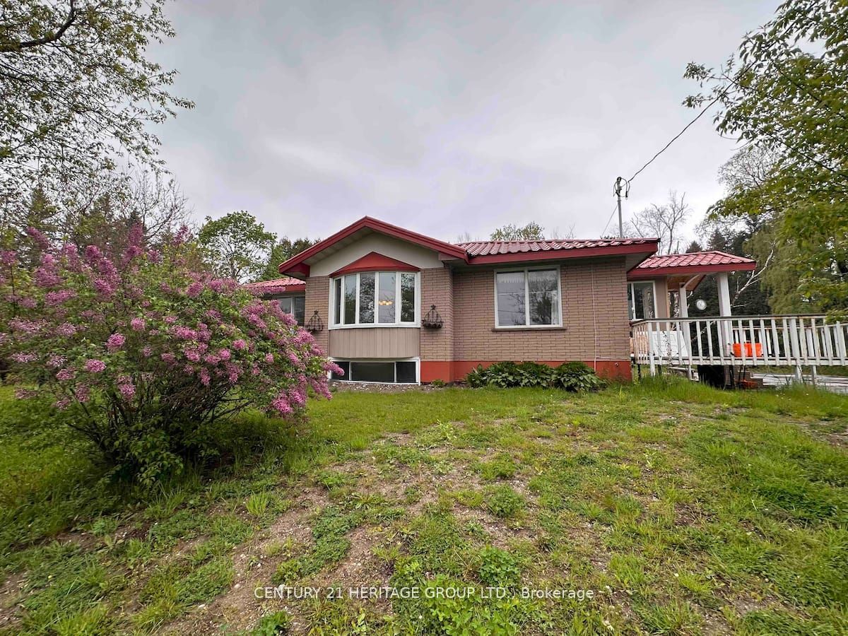 4754 County 90 Rd Property Photo