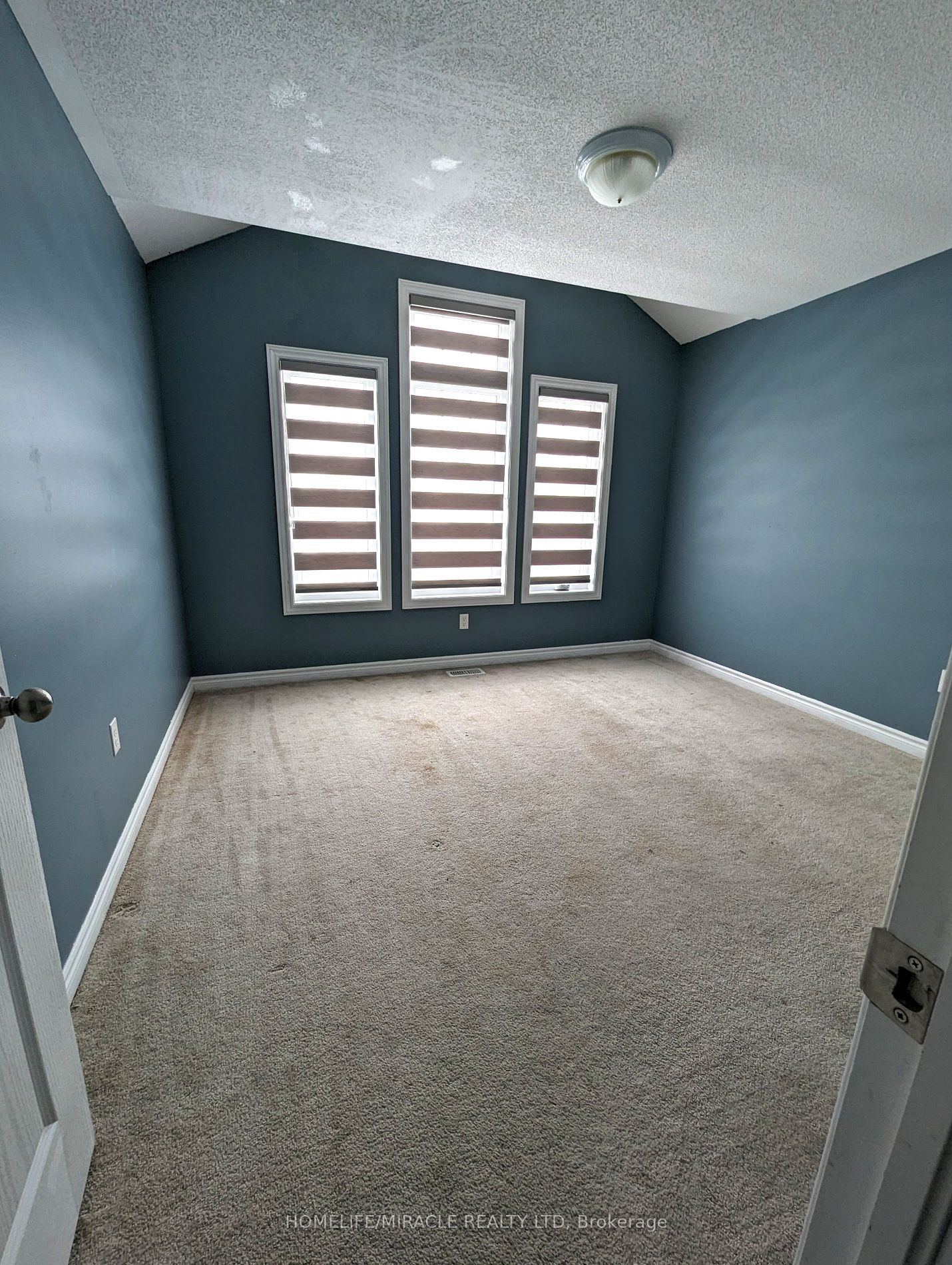 66 Portland St Property Photo 17