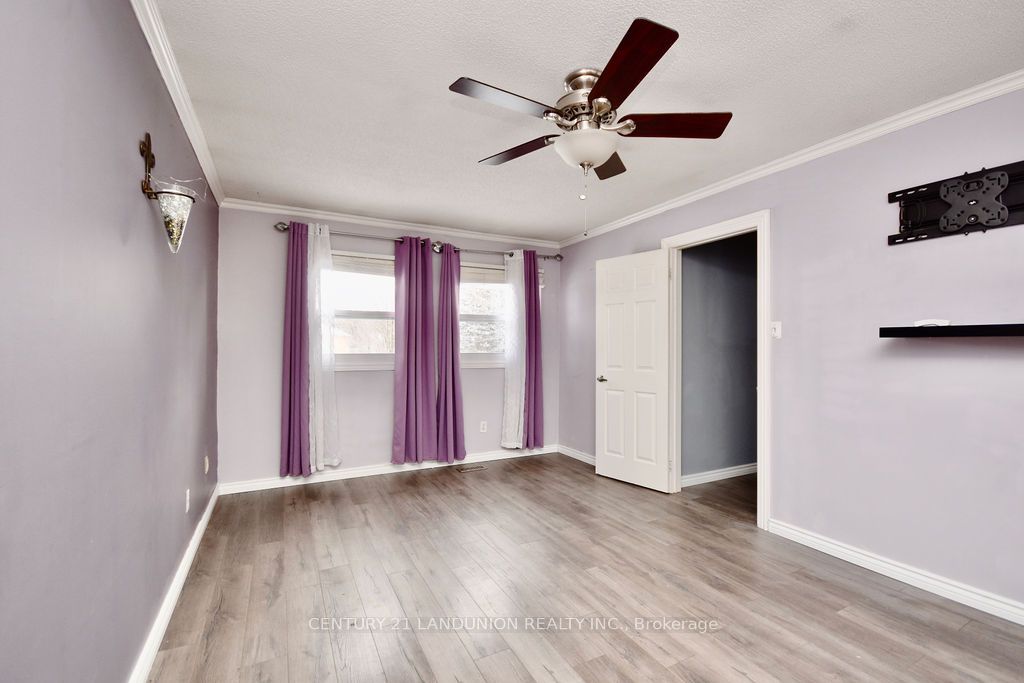6 Milne Crt Property Photo 28