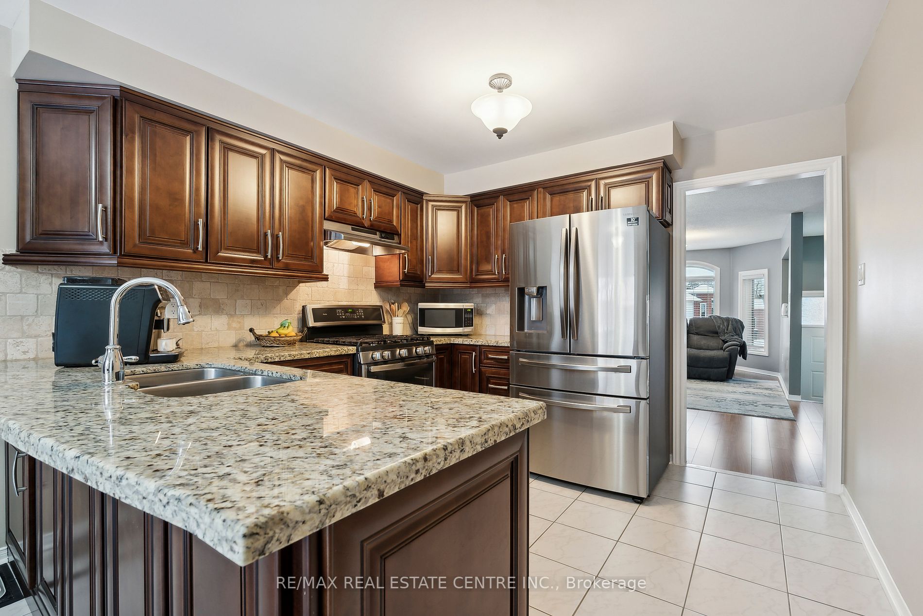 109 Dyer Dr Property Photo 16