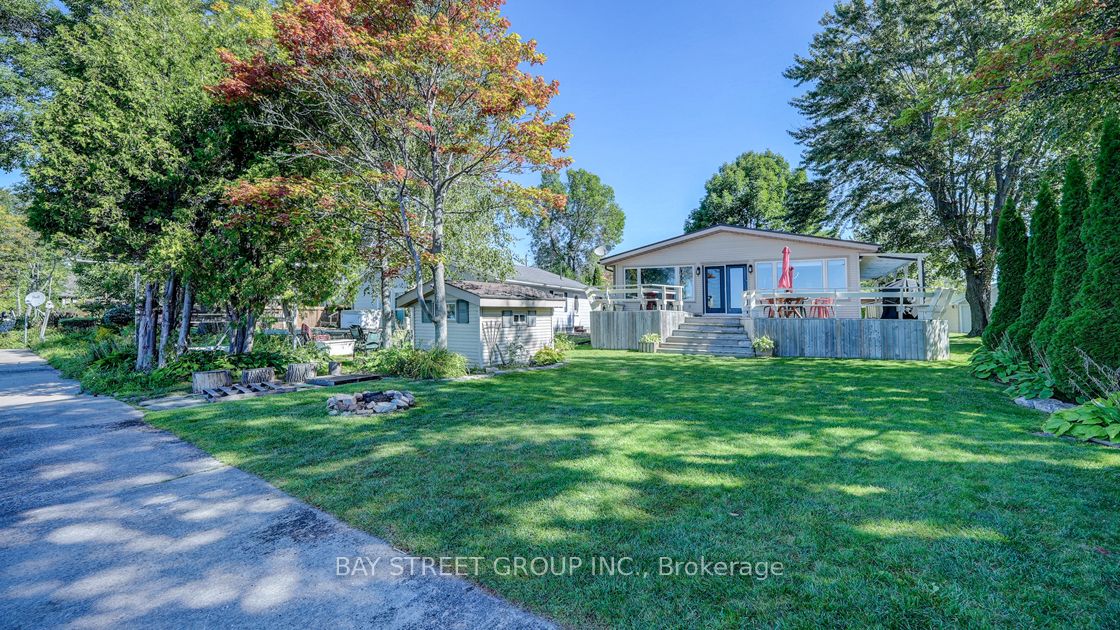 231 Victoria Cres Property Photo 35