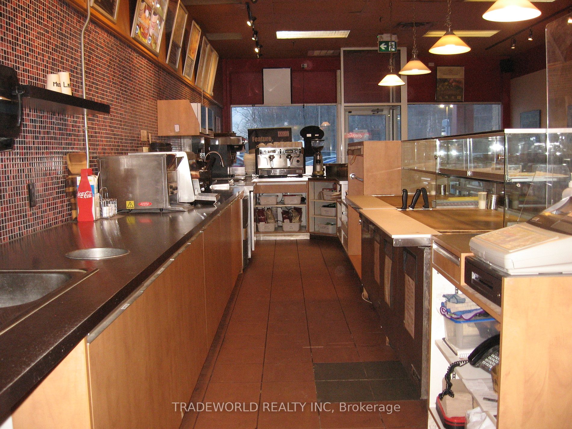 411 Bayfield St Property Photo 4
