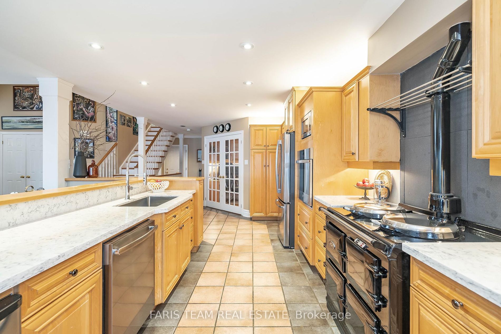 281 Puddicombe Rd Property Photo 10