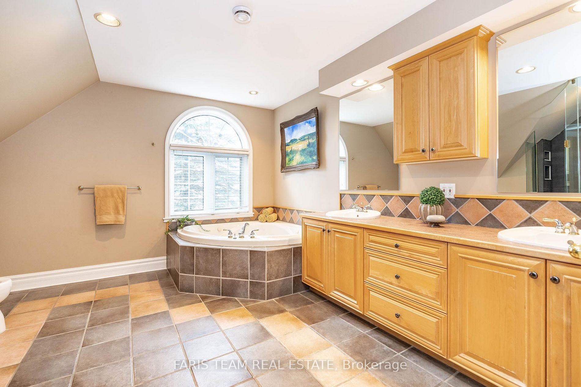 281 Puddicombe Rd Property Photo 19