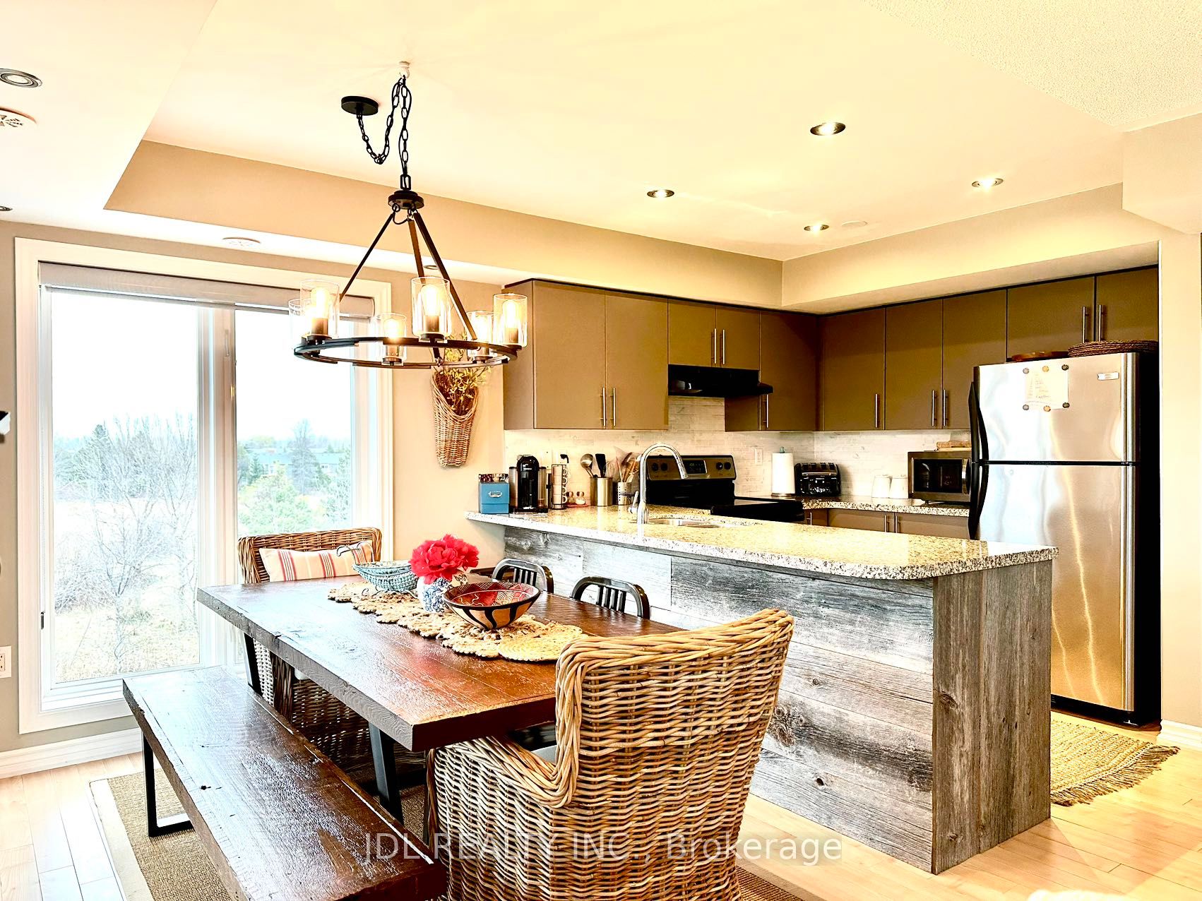8 Joseph Tr 2 Property Photo 10