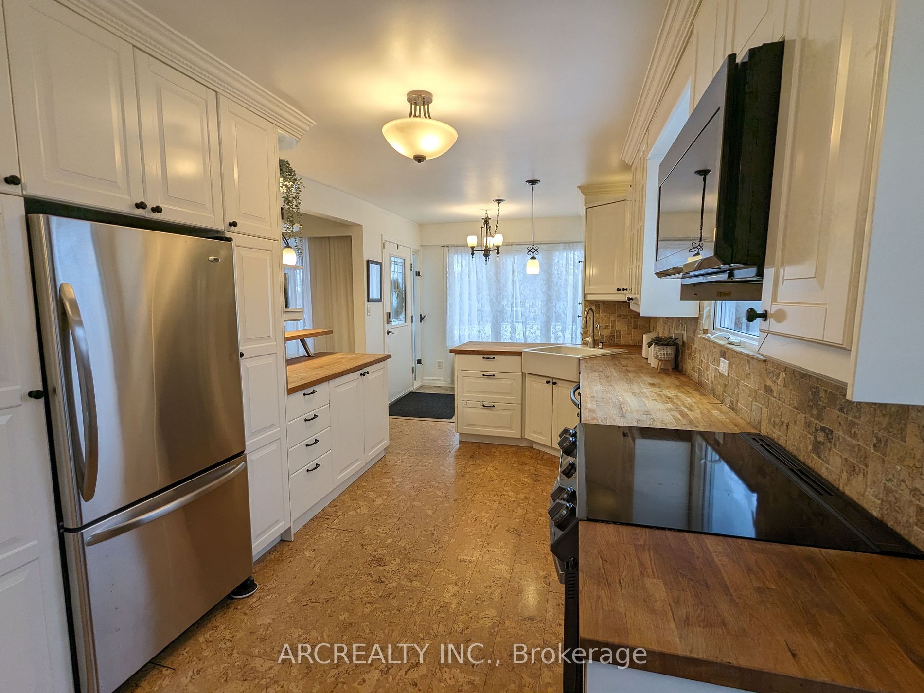 53 Orma Dr Property Photo 4