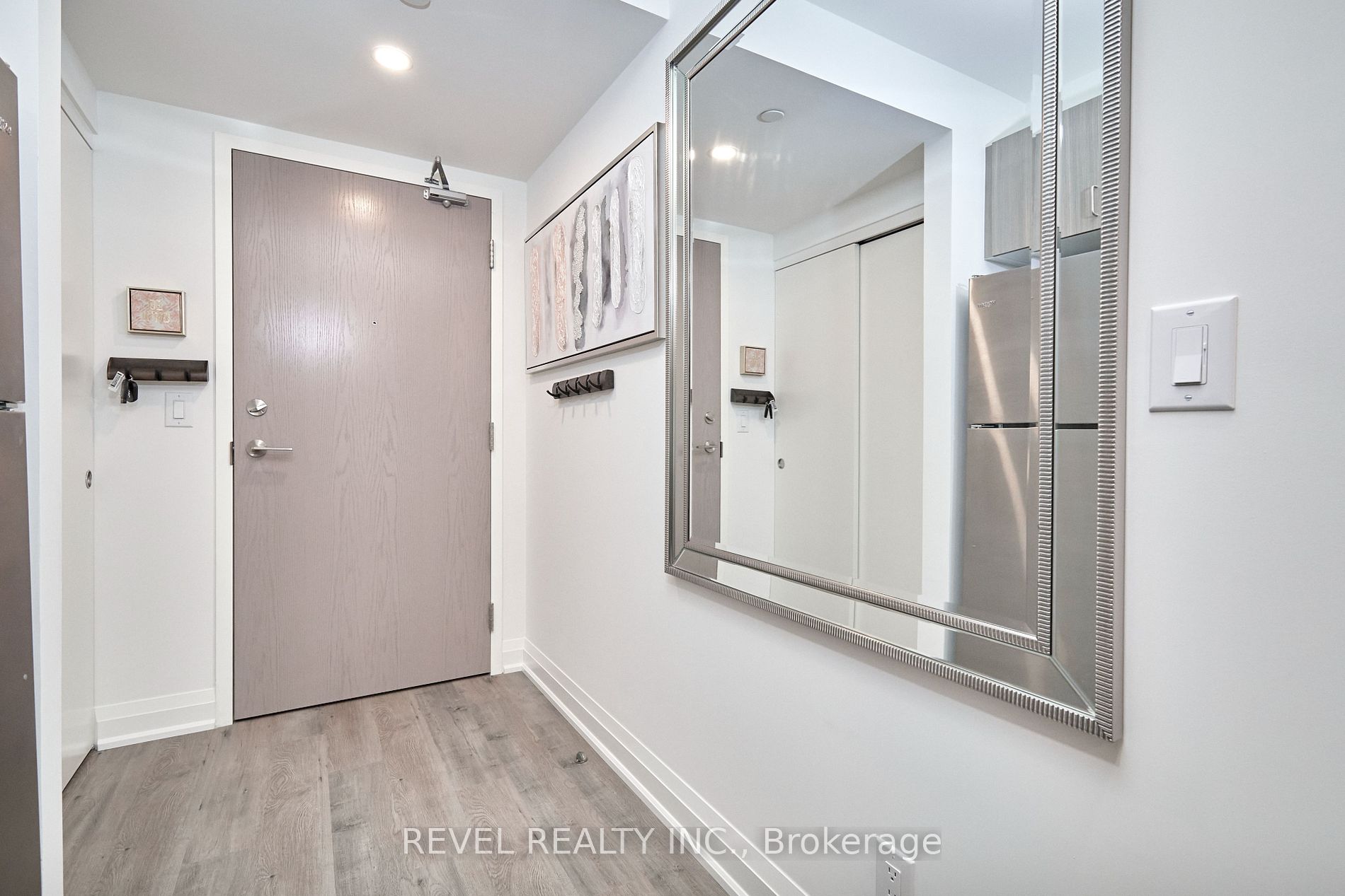 58 Lakeside Terr 10 Property Photo 16