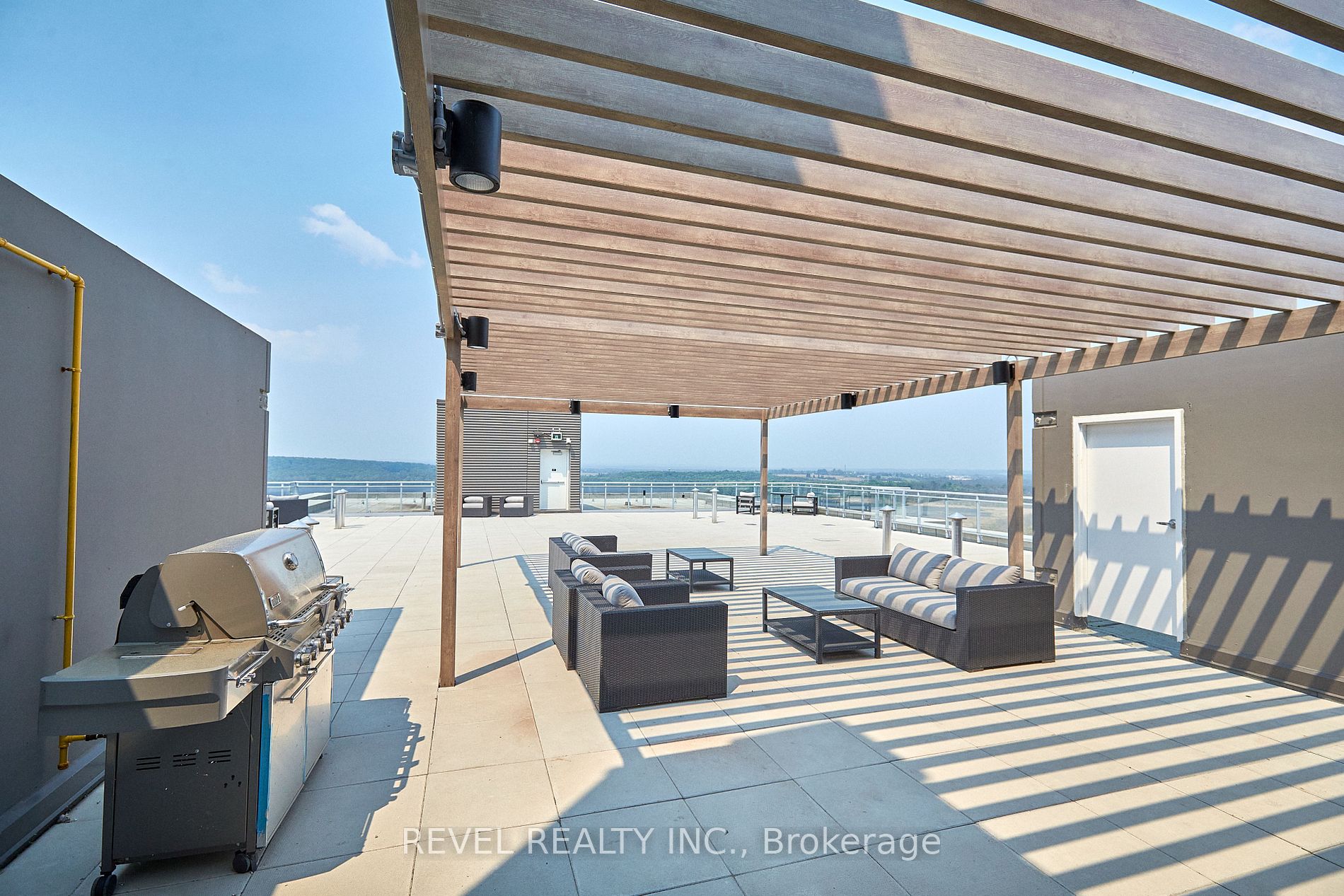58 Lakeside Terr 10 Property Photo 18