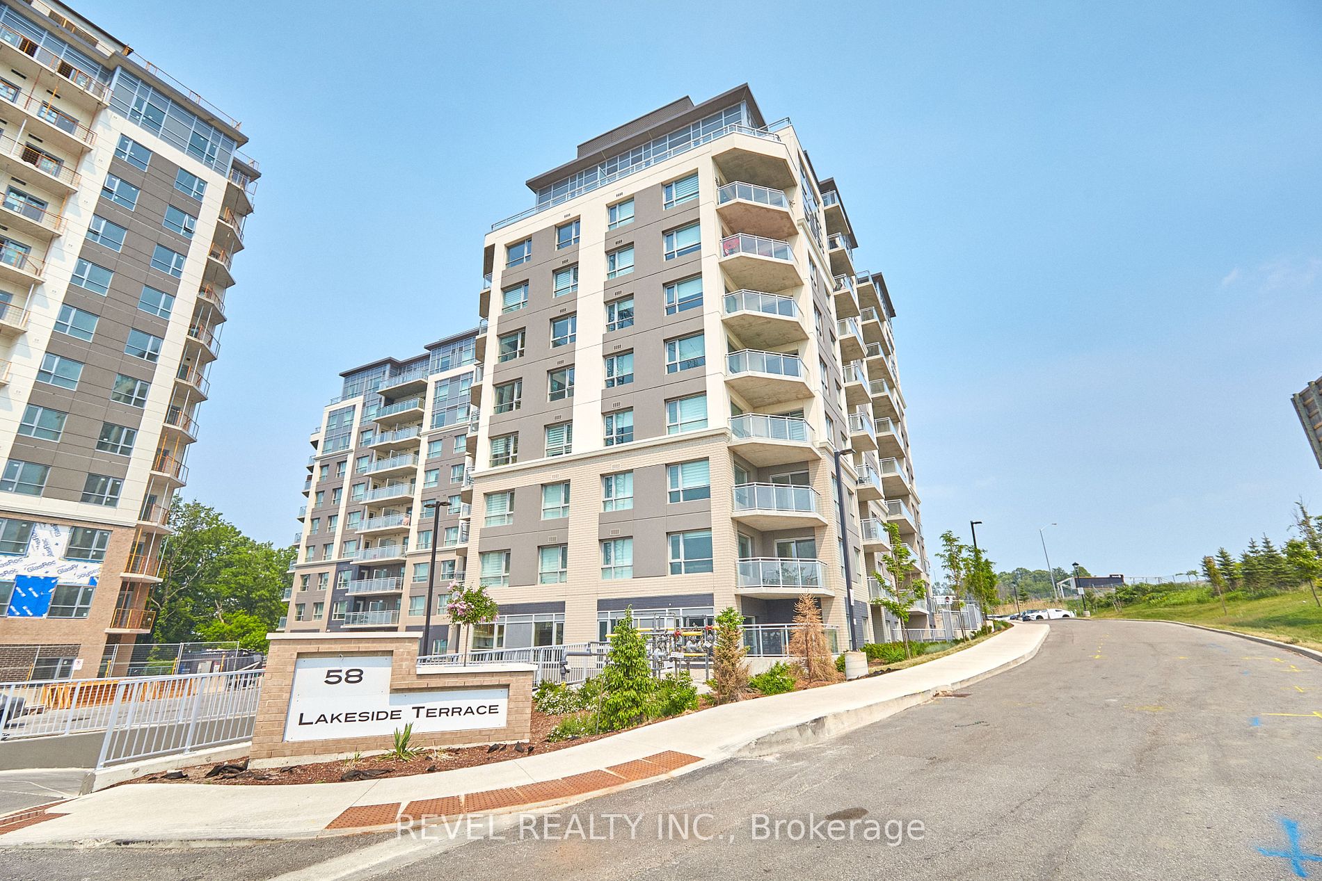 58 Lakeside Terr 10 Property Photo 33
