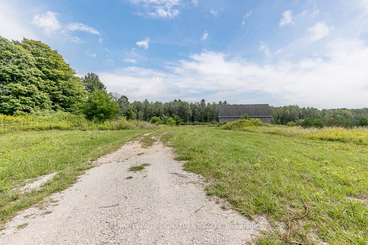 209 15/16 Sideroad Property Photo 1