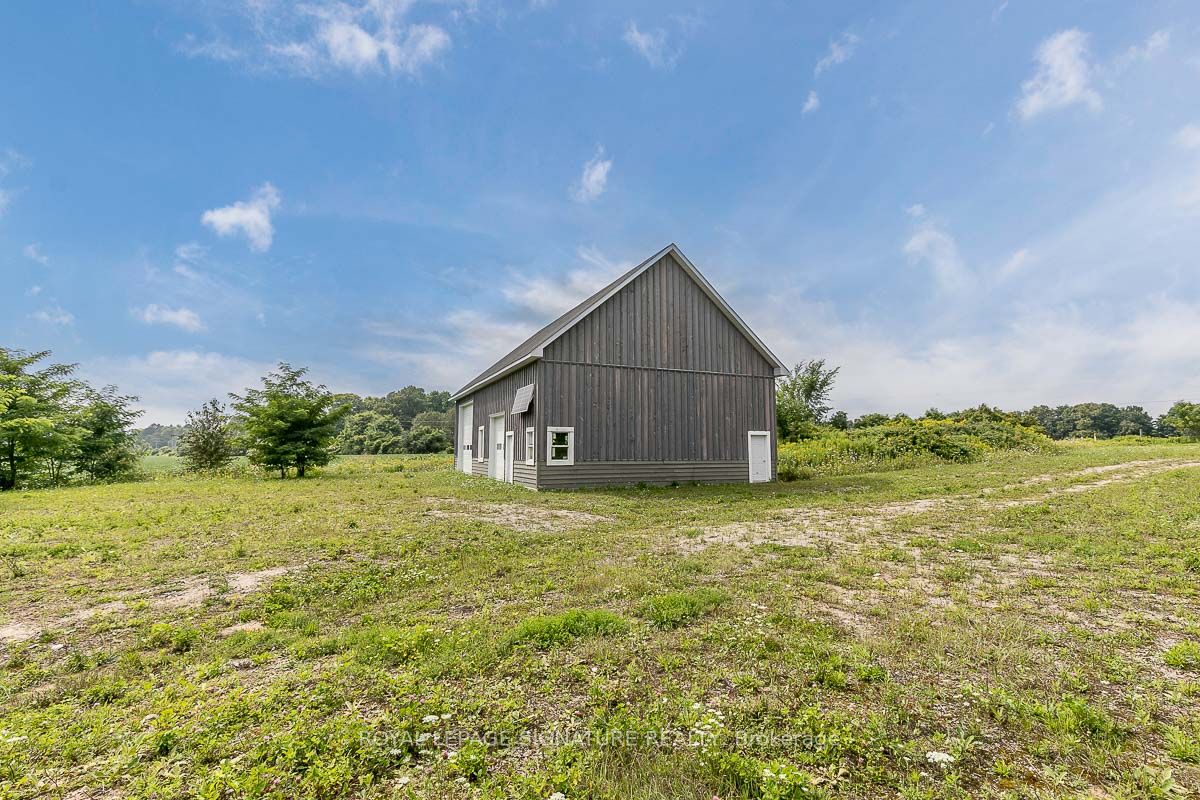 209 15/16 Sideroad Property Photo 8