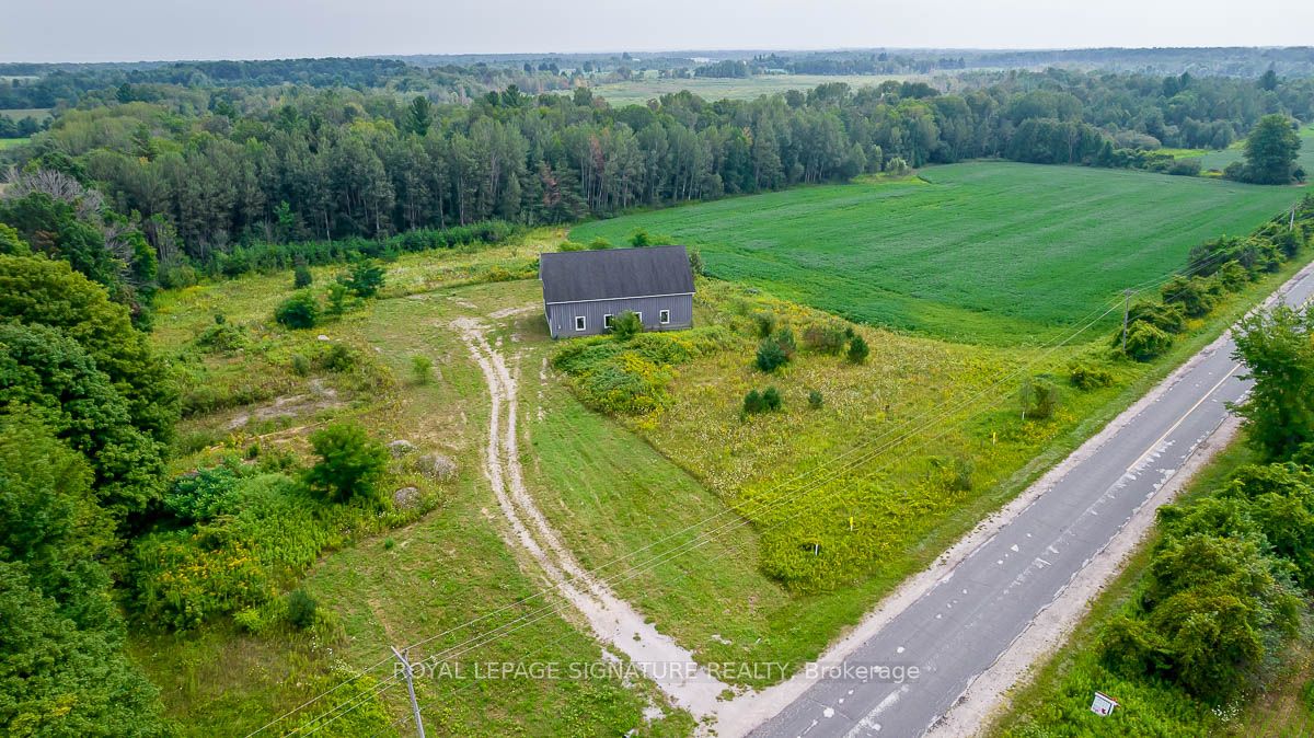 209 15/16 Sideroad Property Photo 12