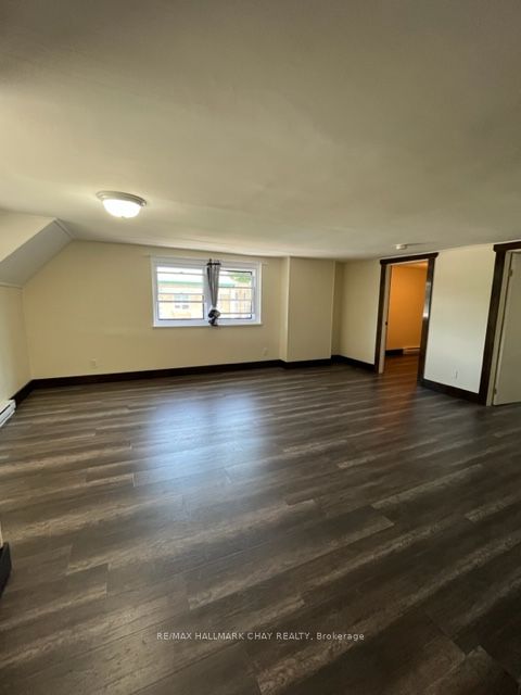 11 Peel St Property Photo 32