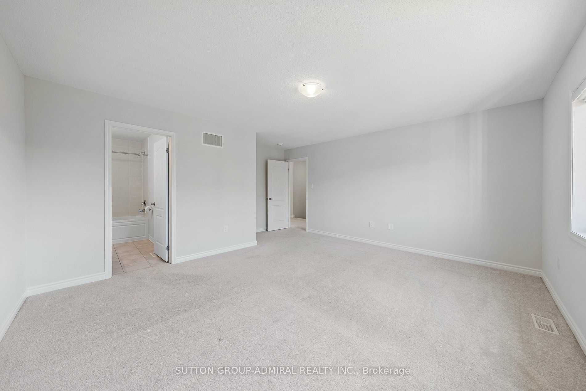 15 Hills Thistle Dr Property Photo 14