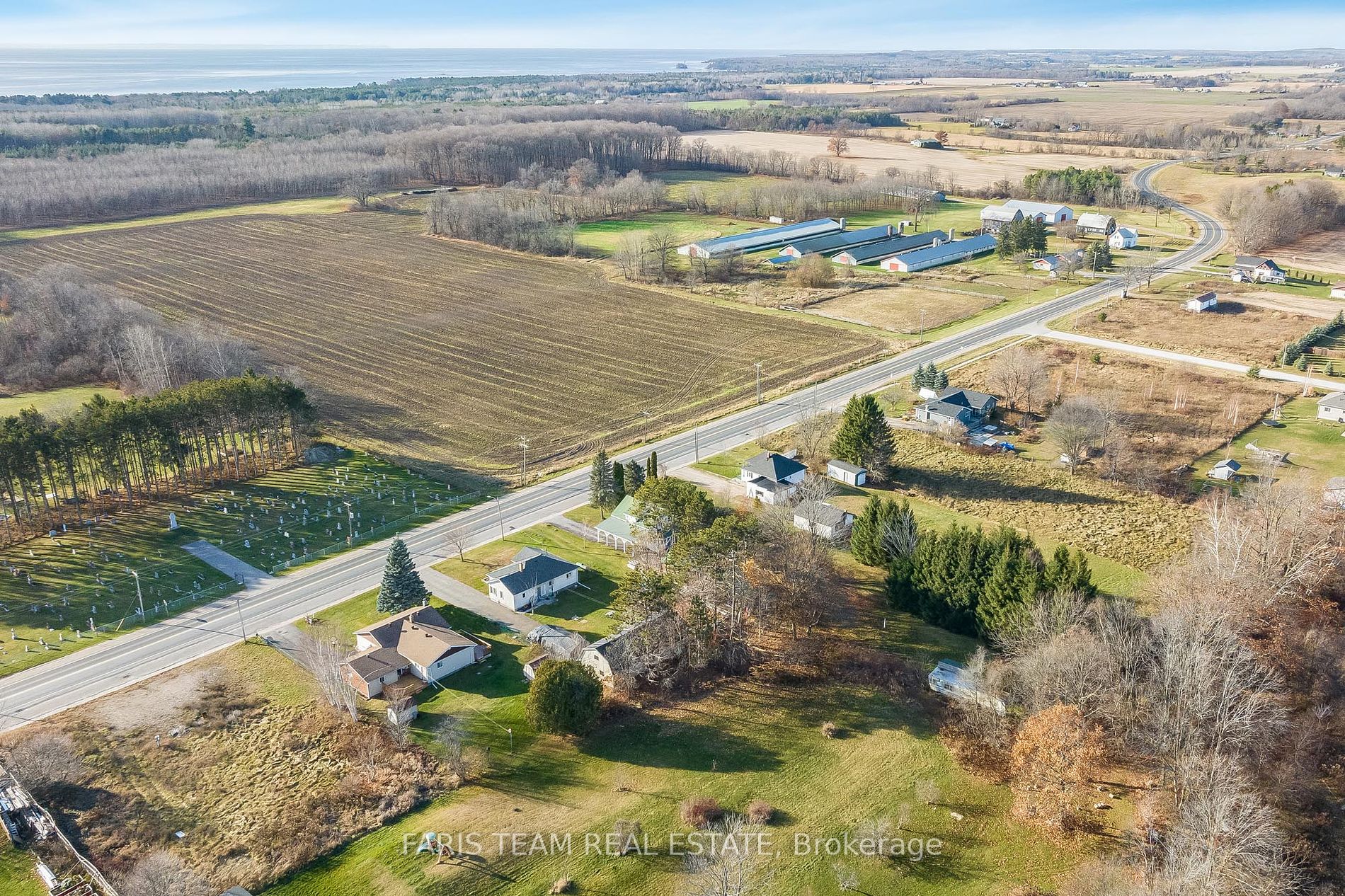 19 County Road 6 N Property Photo 16
