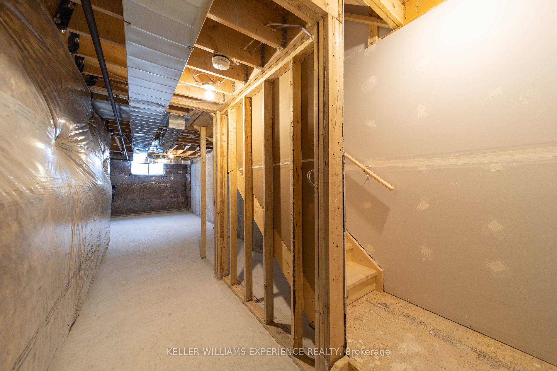 10 Wagon Lane Property Photo 24