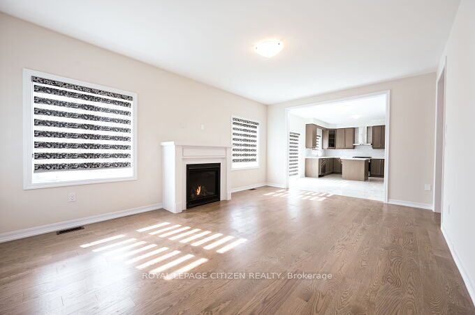 226 Warden St Property Photo 11