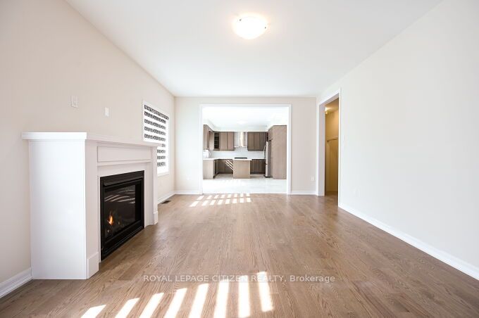 226 Warden St Property Photo 12