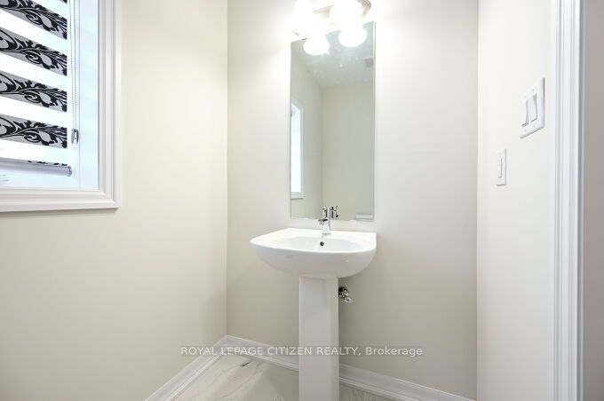 226 Warden St Property Photo 22
