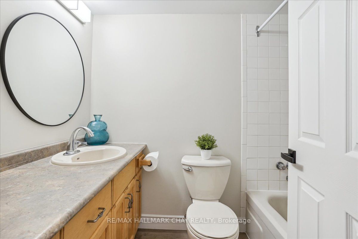 181 Collier St 6 Property Photo 23