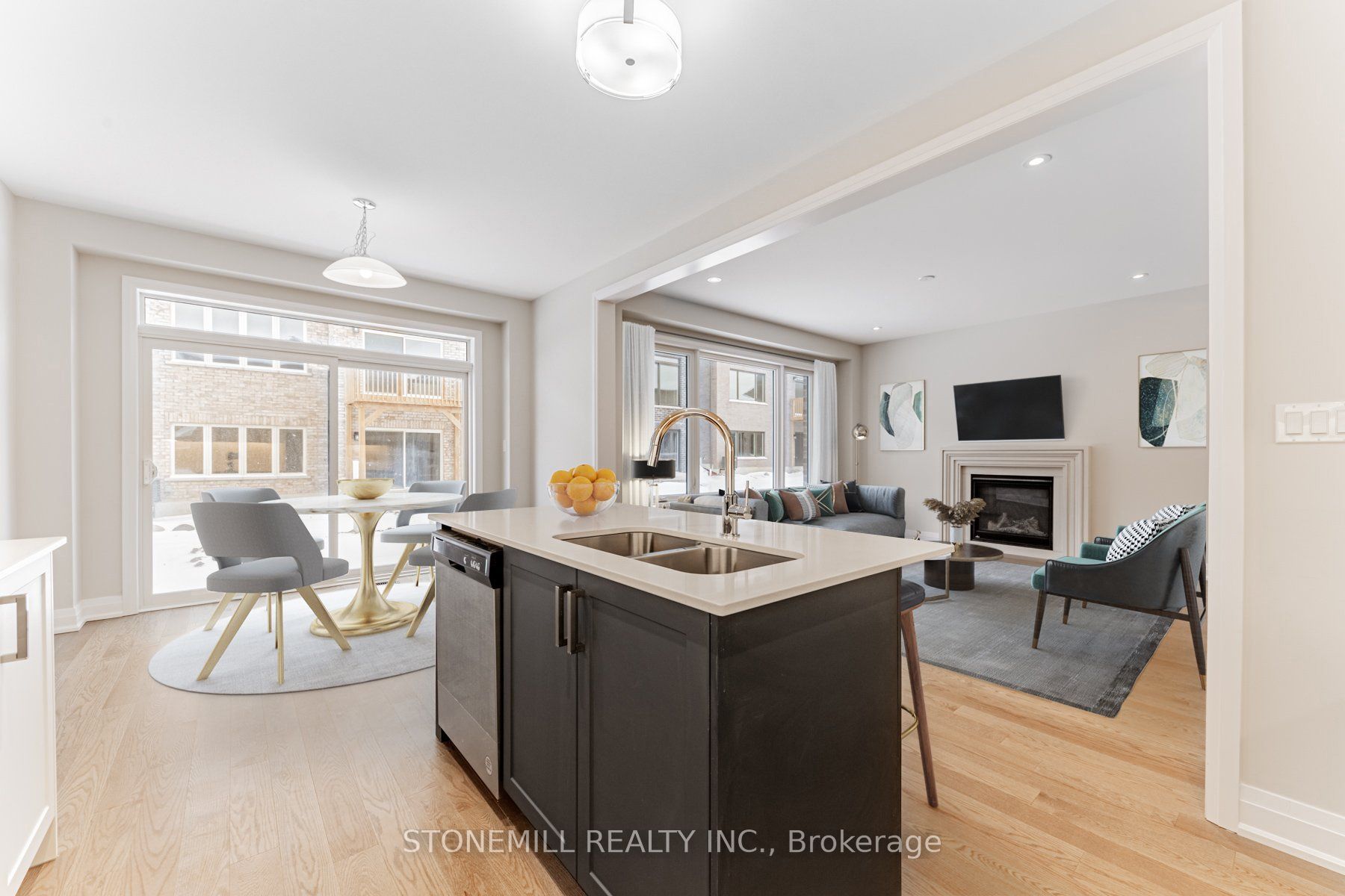 31 Sweet Cicely St Property Photo 3