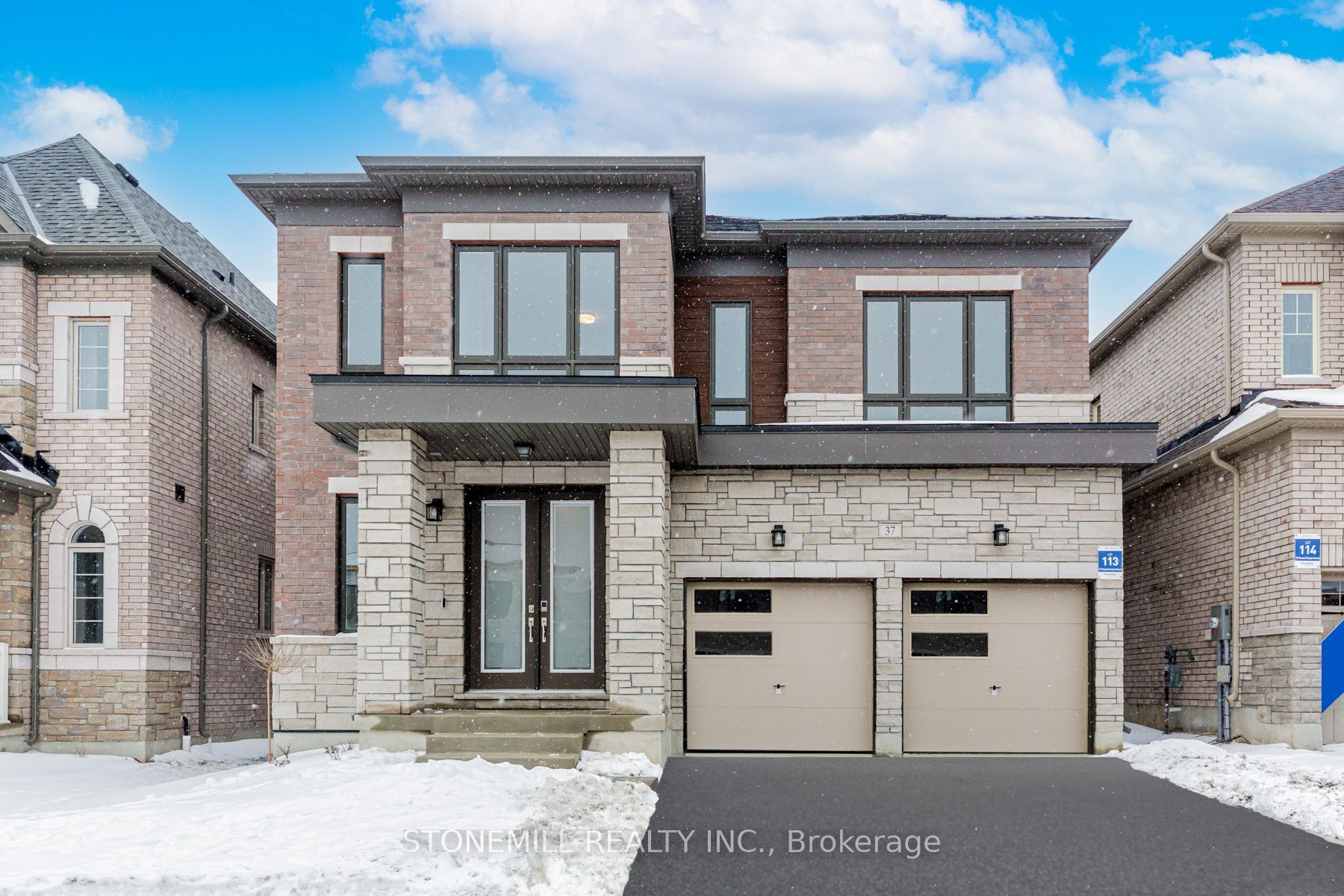 37 Sweet Cicely St Property Photo 1