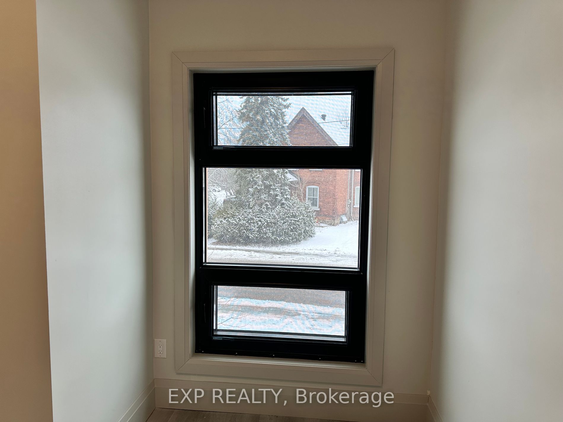 75 Barrie Rd Property Photo 10