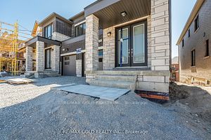 18 Sweet Cicely St Property Photo 2