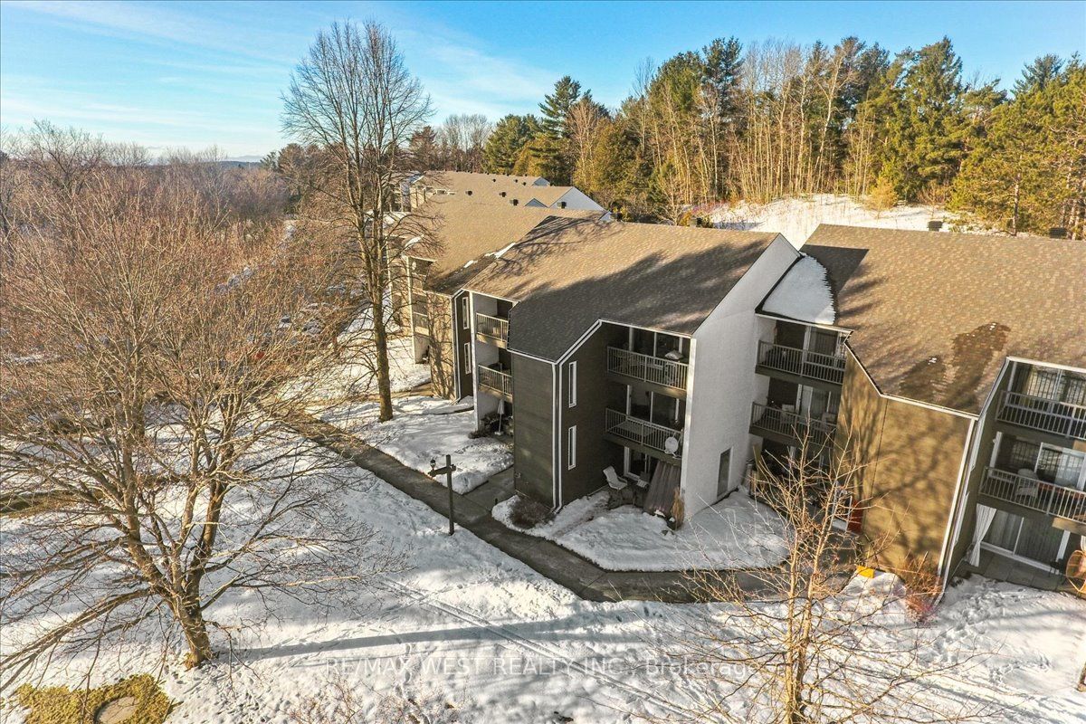 1102 Horseshoe Valley Rd W 223 Property Photo 12
