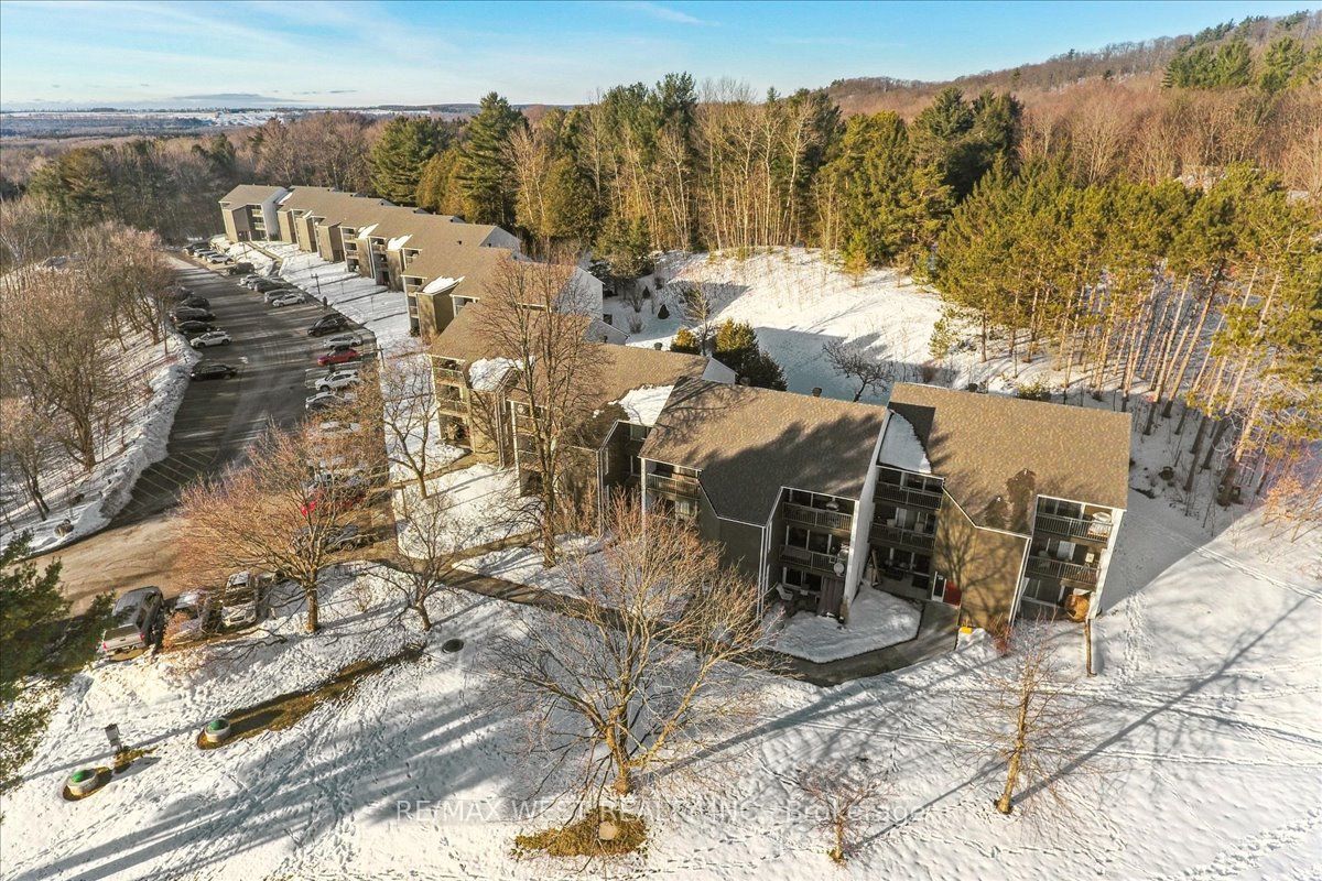 1102 Horseshoe Valley Rd W 223 Property Photo 13