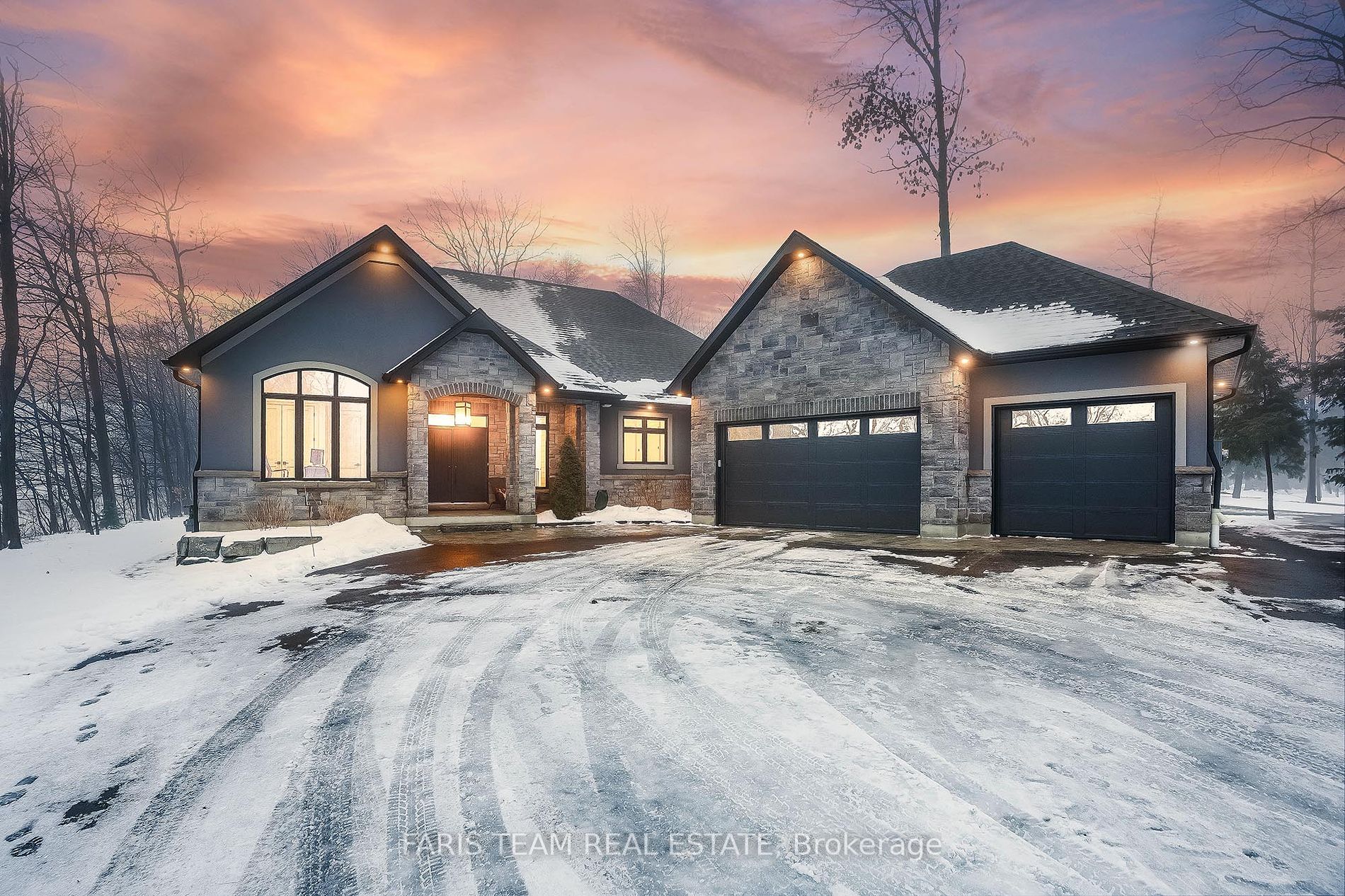 21 Boothby Cres Property Photo