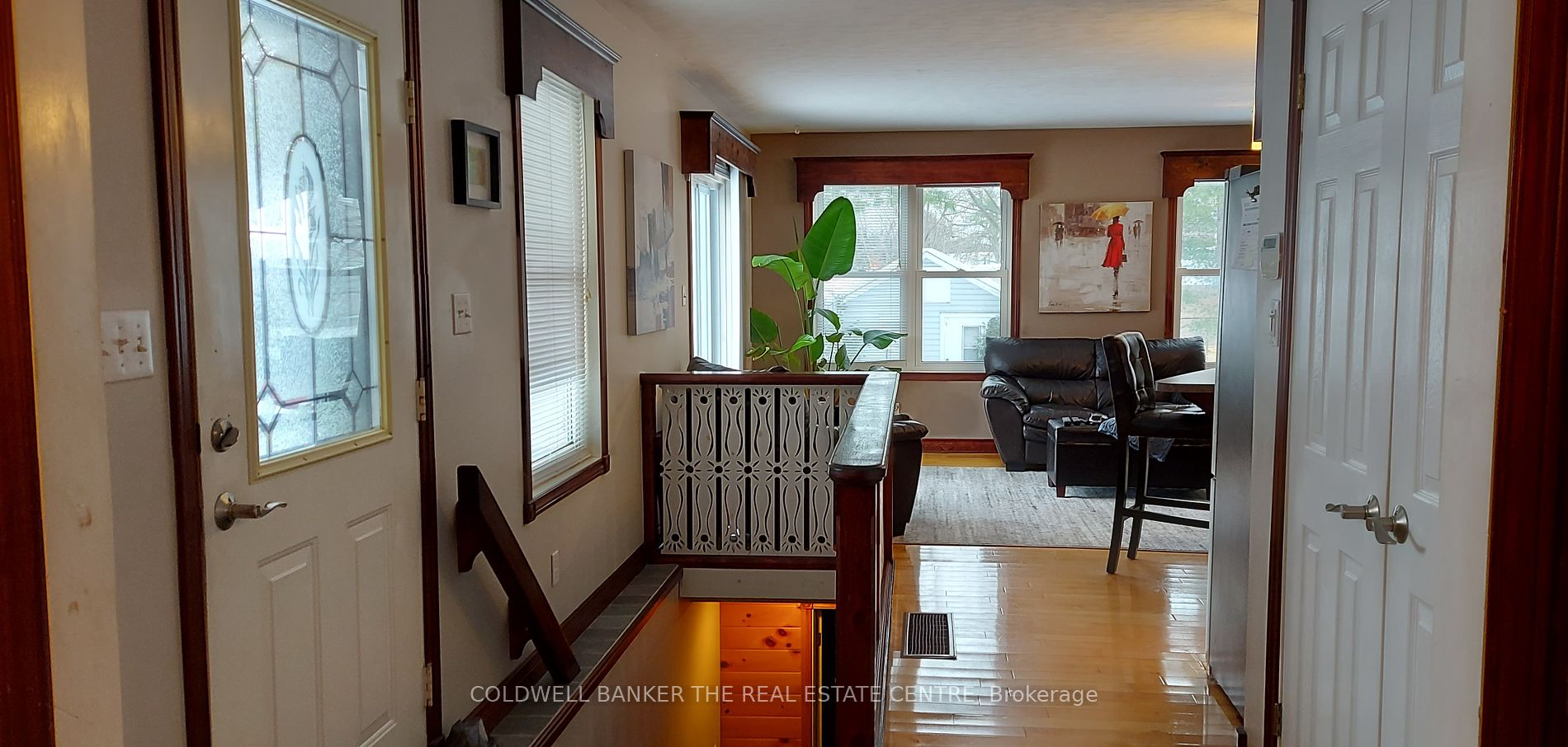 25 Grace Ave Property Photo 6