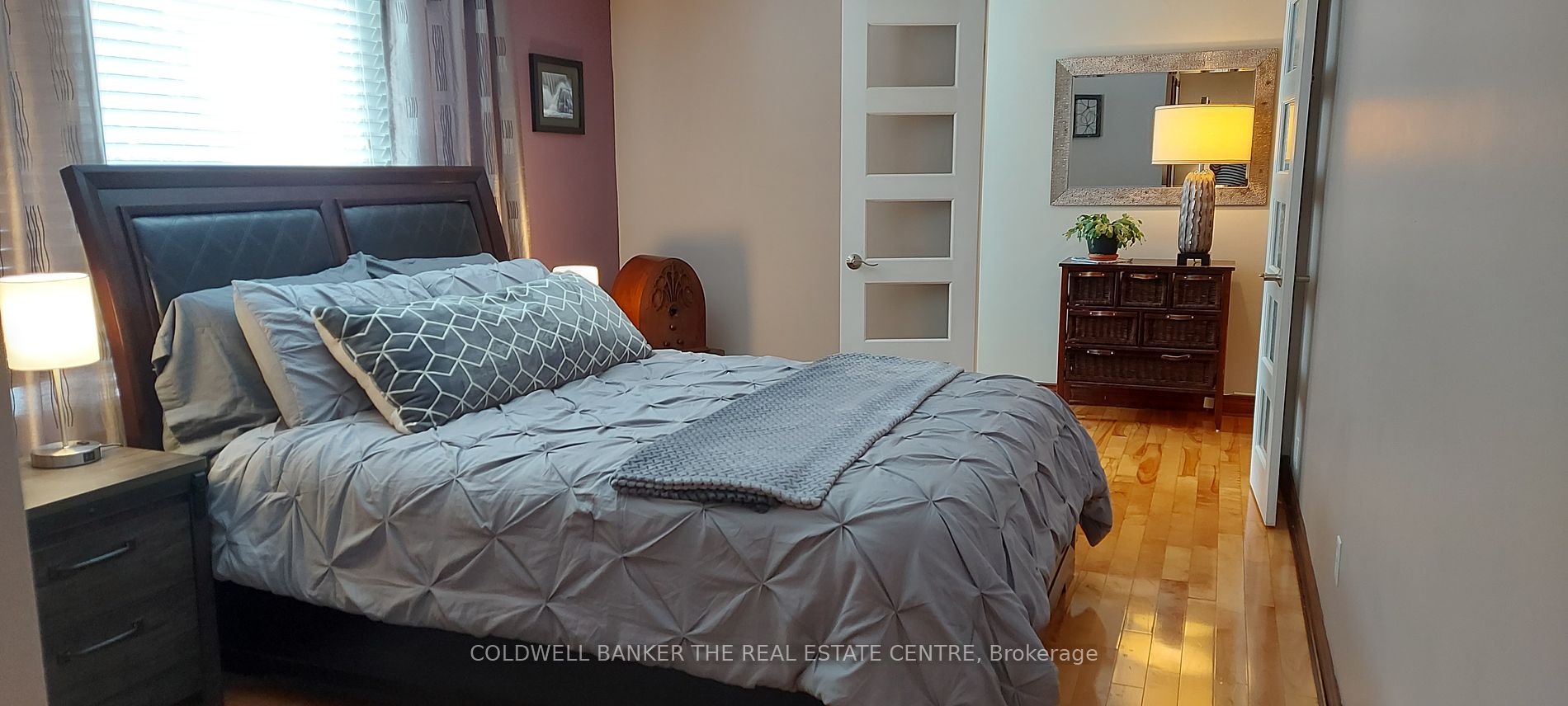 25 Grace Ave Property Photo 9